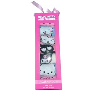 hello kitty socks